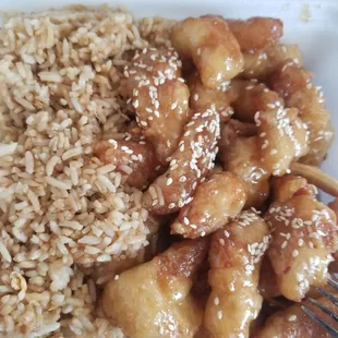 Sesame Chicken Lunch