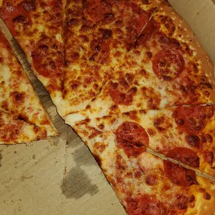 Dry horrible pizza.