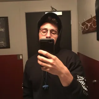 Yoo V.
