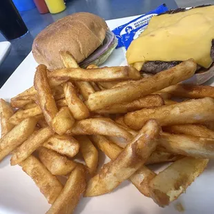 Cheeseburger Deluxe