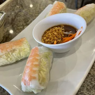 Shrimp spring rolls