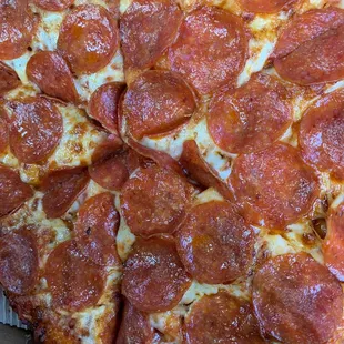 This portion is the small, with classic red sauce and original crust.