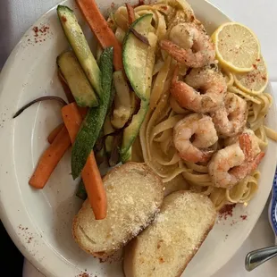 Shrimp pasta