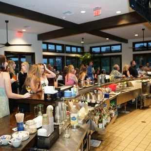 sushi and sashimi, interior