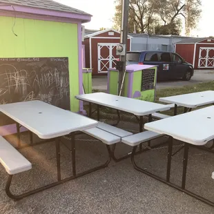 picnic tables and chalkboards