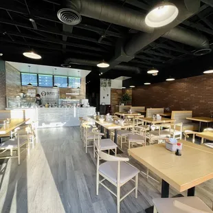 sushi and sashimi, interior