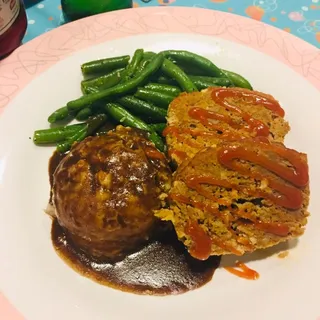 Cousin Megan's Traditional Meatloaf
