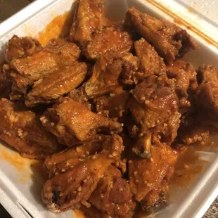Spicy garlic wings