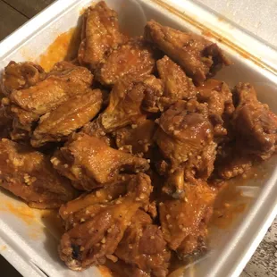 Spicy garlic wings
