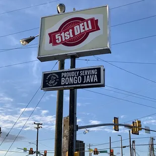 a sign for a bongo java restaurant