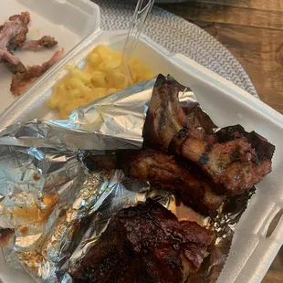 Ribs and Mac n cheese