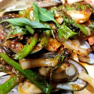 New Sweet Ghost pepper mussels &amp; Grilled Shrimp