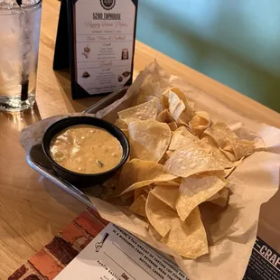 nachos, food