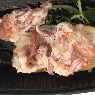 MAINE LOBSTER ROLL