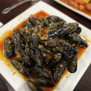 Garlic Butter Mussels - SOOOO good