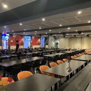 Extra large dining area