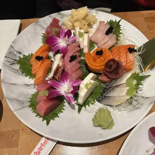 Sashimi Deluxe Combo