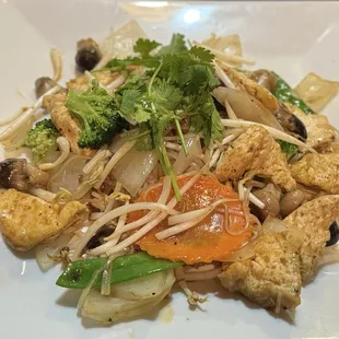 Stir Fry Rice Noodles with tofu