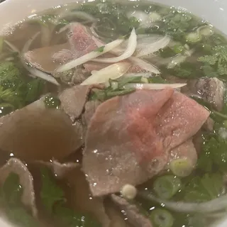 Pho Tai, Nam