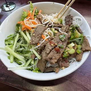 Grilled Lemongrass Beef Vermicelli Bowl