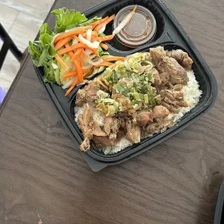 Grilled Lemongrass Chicken Rice Plate