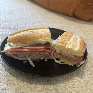 Italian sandwich