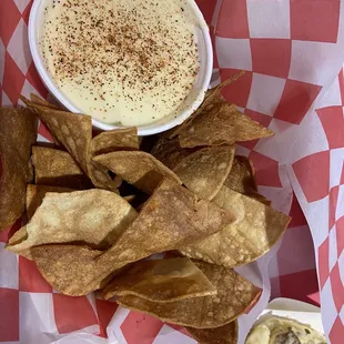 Chips and queso