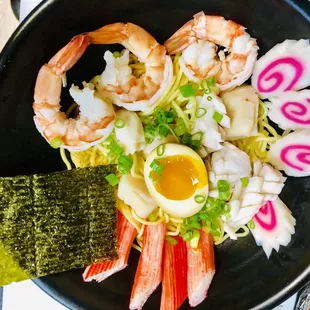 Seafood ramen