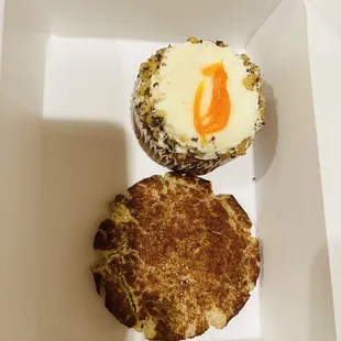 Carrot cake cupcake and snickerdoodle cookie. Dairy free