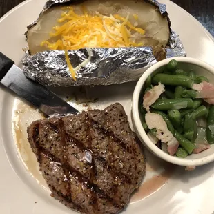 8oz Sirloin Steak, green beans, baked potato.