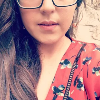 Yesennia R.