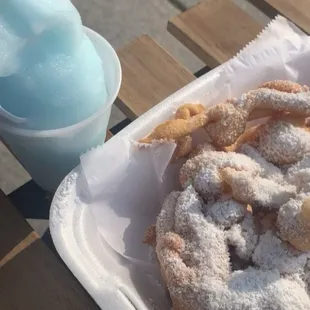 Cotton candy water ice w/ funnel cake