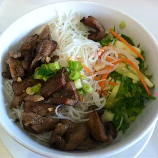 153. Charbroiled Pork Bun (Vermicelli)