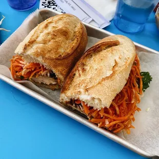 lemongrass chicken banh mi