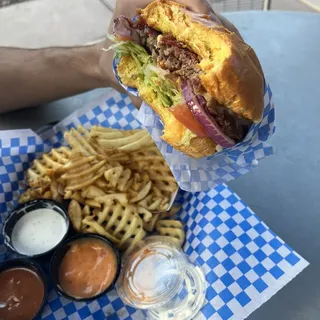 Avocado swiss burger