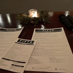 Food smells amazing when you walk in the door.