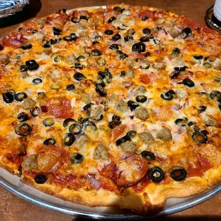 St. Louis style pizza in DFW. Awesome!