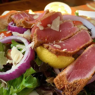 Ahi Tuna Salad