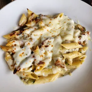 Chicken and broccoli pasta Alfredo