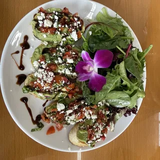 Caprese Avocado Toast