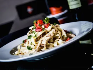 M & J Bistro