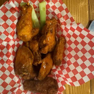 Buffalo wings w/ranch dry rub