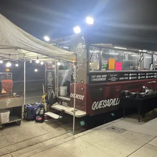 Tacos al pastor y asada