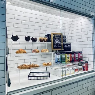 bagels, interior