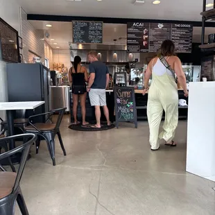 Quaint little coffee shop off the main.