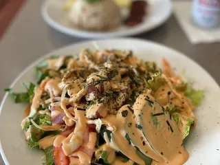 Pueo's Restaurant