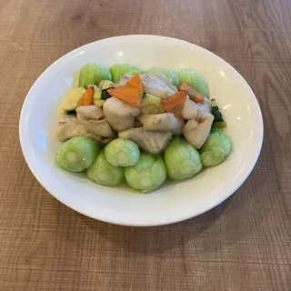 Fish and Baby Bok - Clear Garlic Sauce