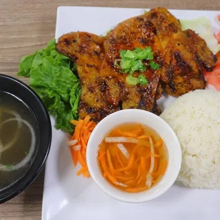 Steam Rice with Pork Chop & Fried Egg
