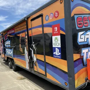 Game truck trailer