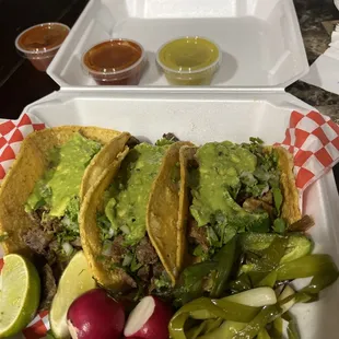 Tacos de asada and tripa well served like it should